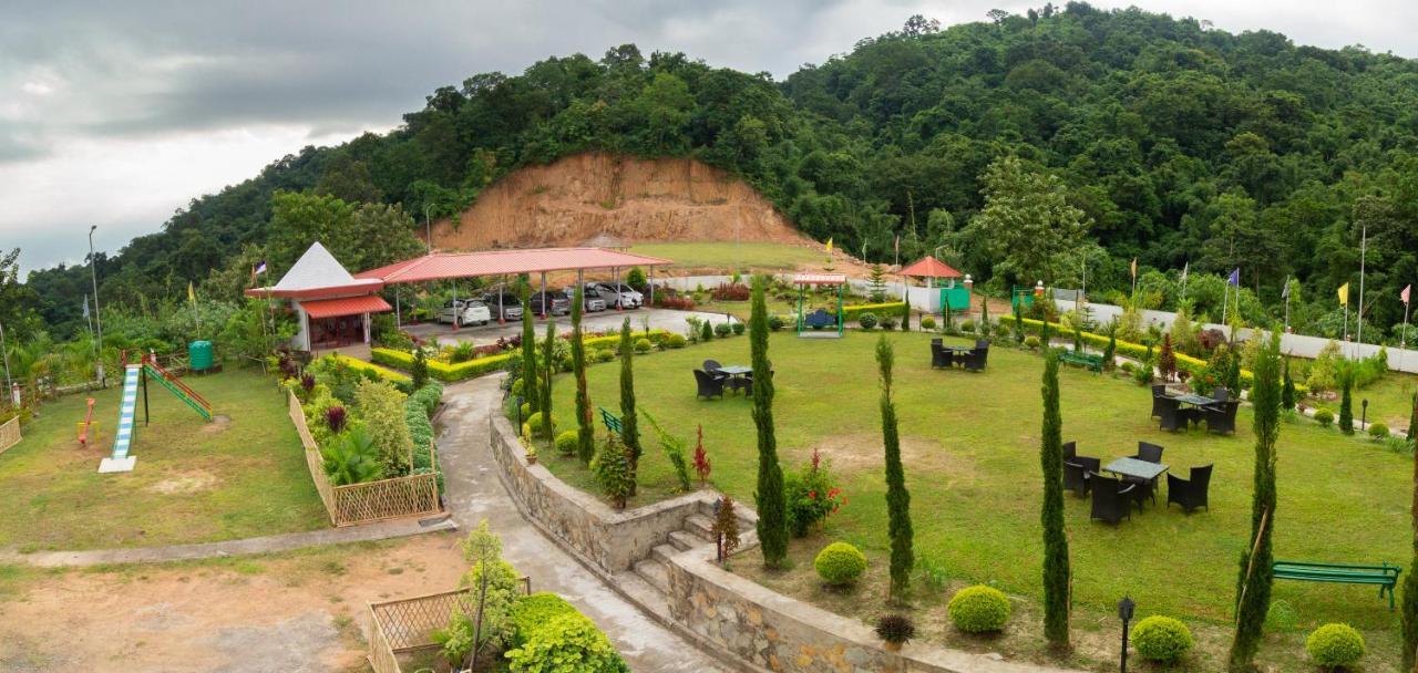 La Vue Resort Kāziranga Εξωτερικό φωτογραφία
